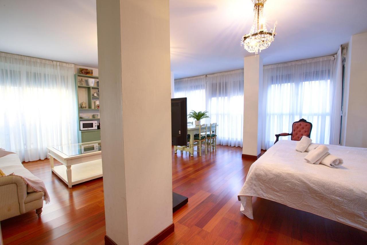 Apartamentos Chvictoria クエンカ エクステリア 写真