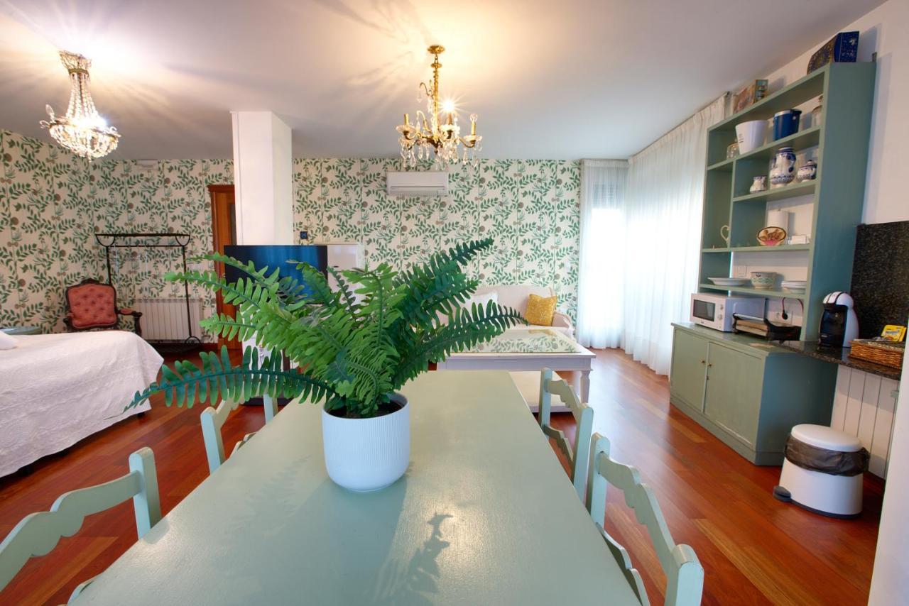 Apartamentos Chvictoria クエンカ エクステリア 写真