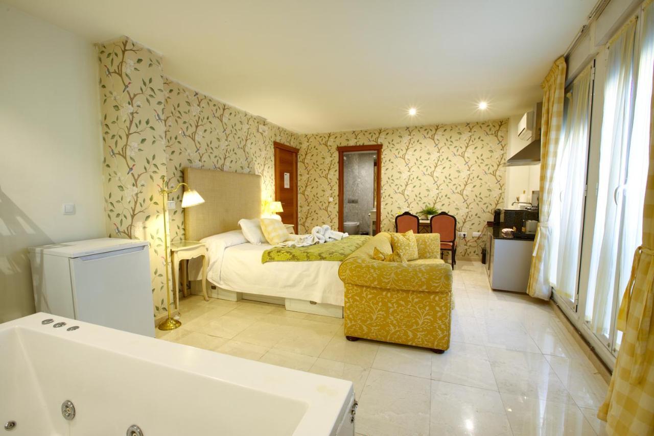 Apartamentos Chvictoria クエンカ エクステリア 写真