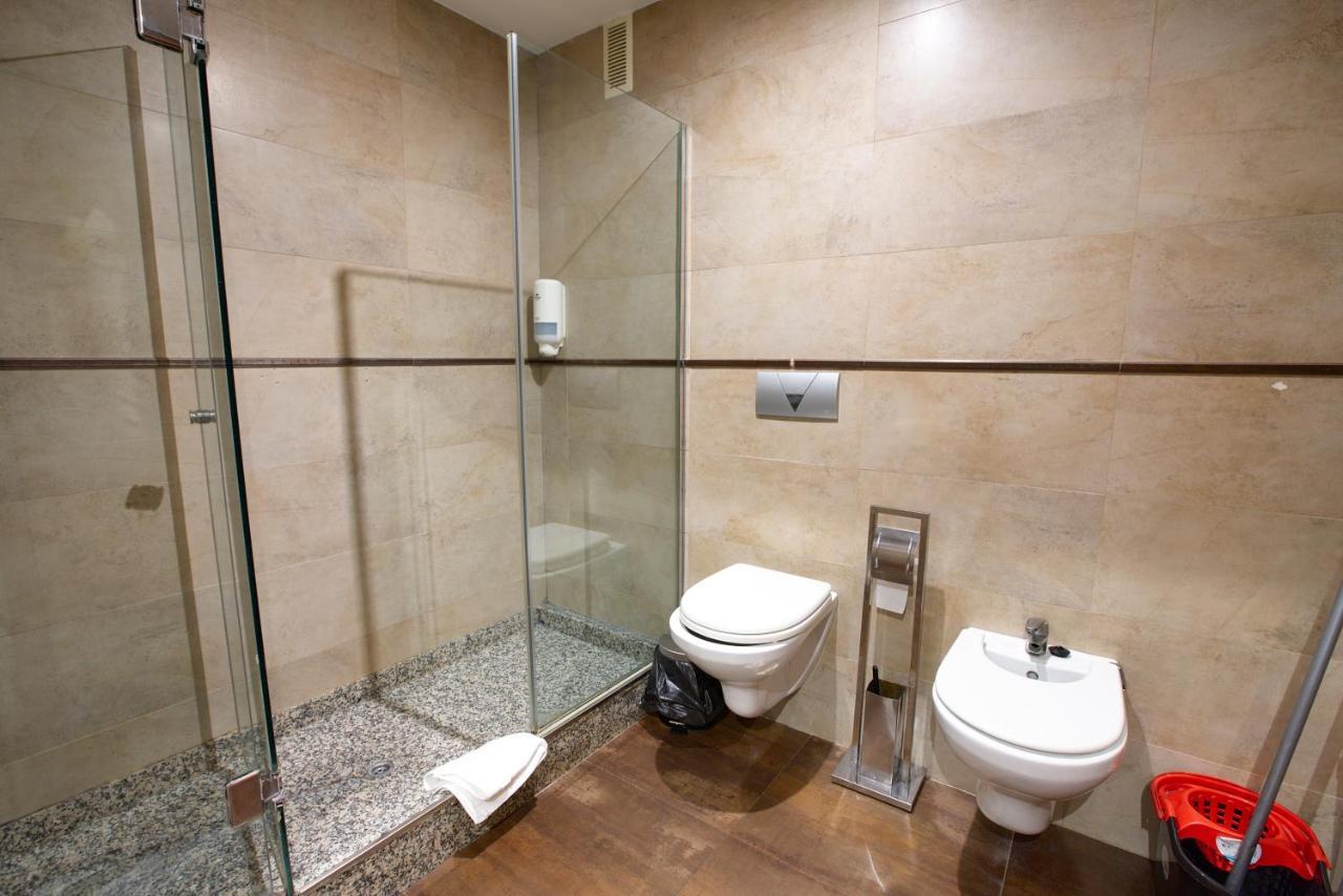 Apartamentos Chvictoria クエンカ エクステリア 写真