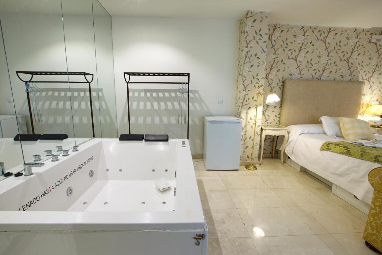 Apartamentos Chvictoria クエンカ エクステリア 写真